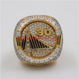 2018 Golden State Warriors Reversible Championship Ring, Twisting Off Top Warriors Ring