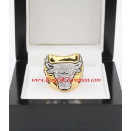 1996 - 1997 Chicago Bulls Basketball World Championship Ring, Custom Chicago Bulls Champions Ring