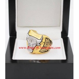 1996 - 1997 Chicago Bulls Basketball World Championship Ring, Custom Chicago Bulls Champions Ring